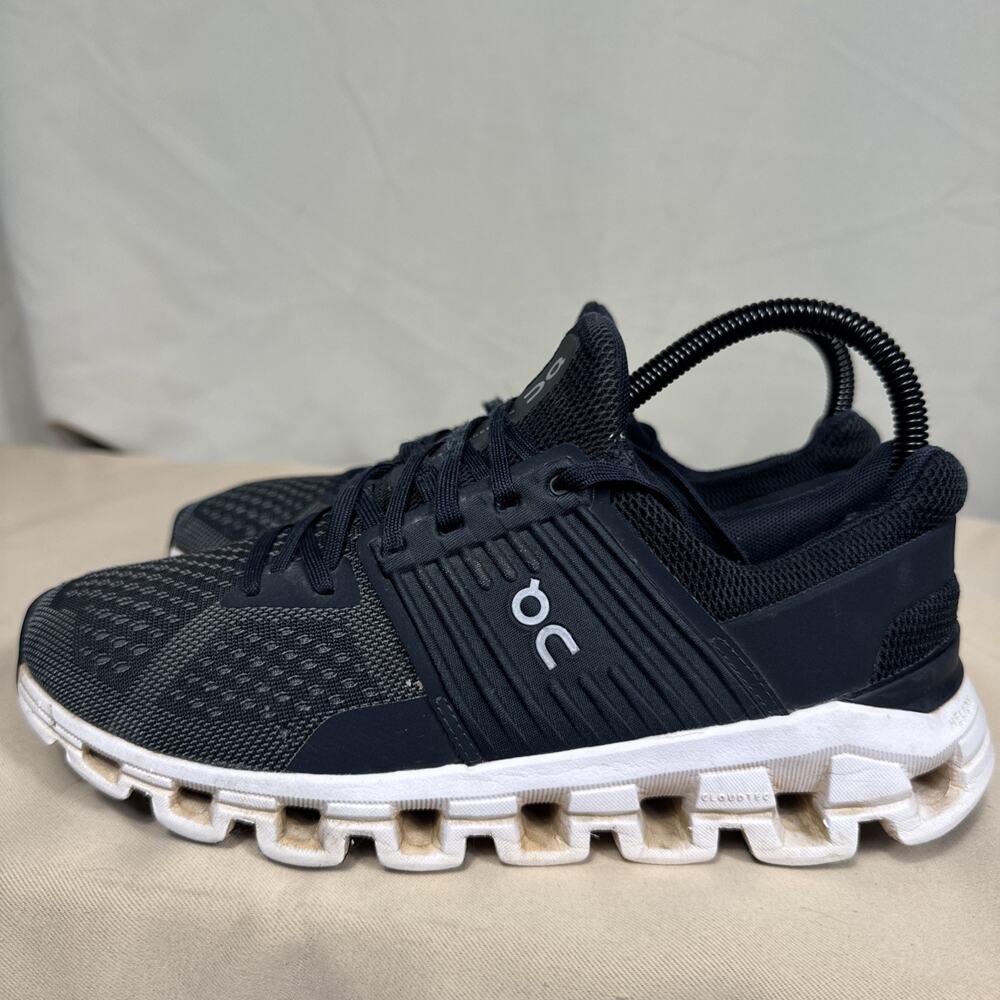On Cloudswift Women’s 7 Black White Running Shoes CloudTec Sneakers
